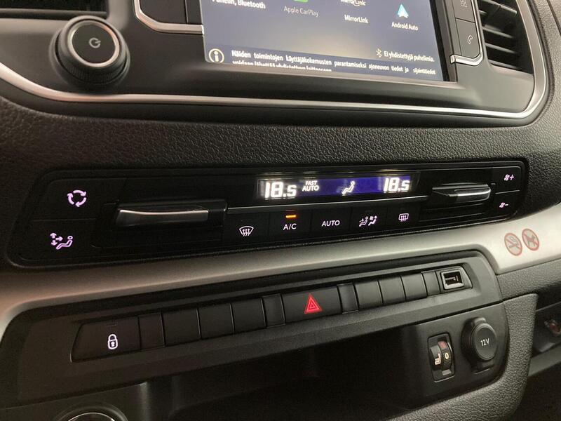 Opel Zafira vaihtoauto