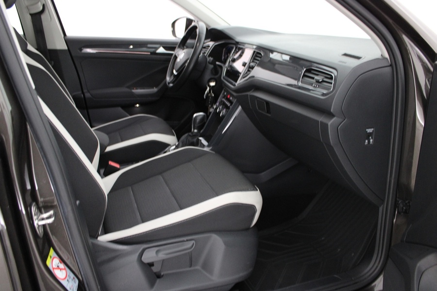 Volkswagen T-Roc vaihtoauto