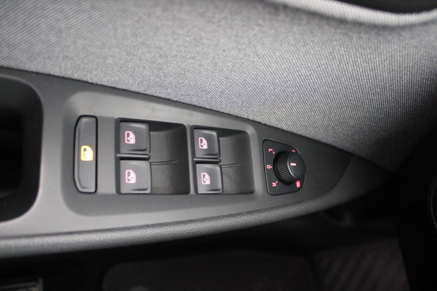 SEAT Leon ST vaihtoauto