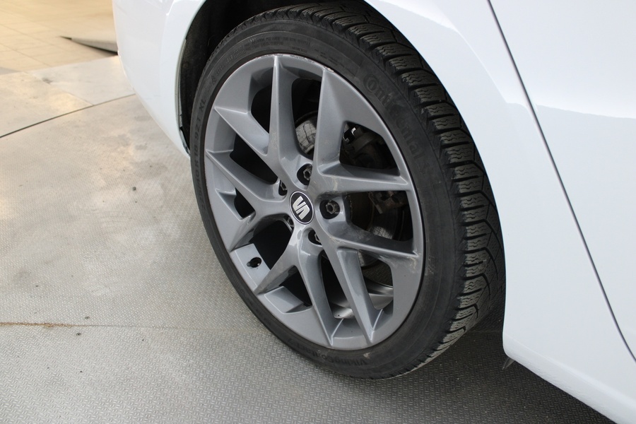 SEAT Leon ST vaihtoauto