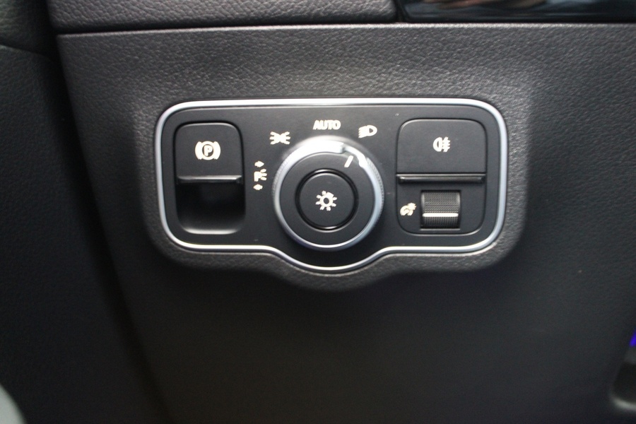 Mercedes-Benz EQA vaihtoauto