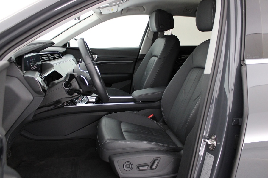 Audi Q8 e-tron vaihtoauto