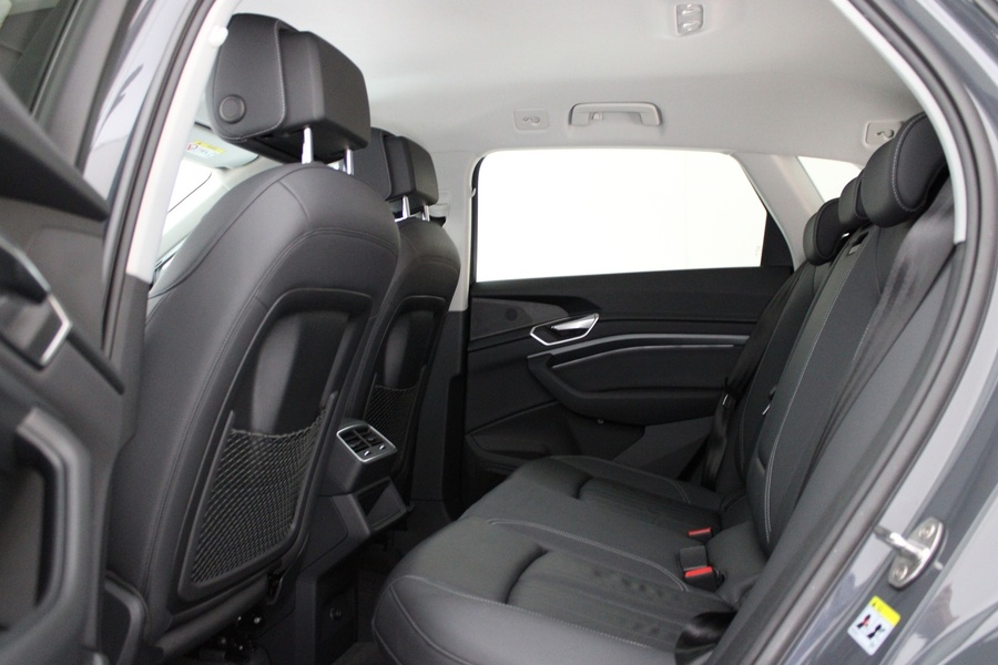 Audi Q8 e-tron vaihtoauto