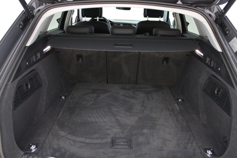 Audi Q8 e-tron vaihtoauto