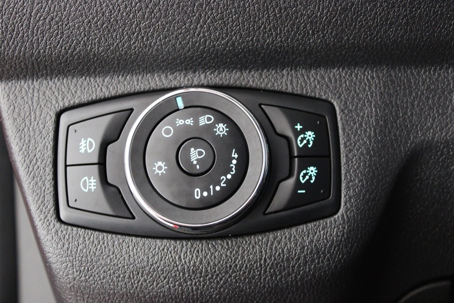 Ford Transit Courier vaihtoauto