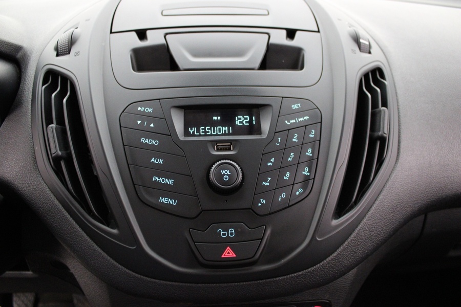 Ford Transit Courier vaihtoauto