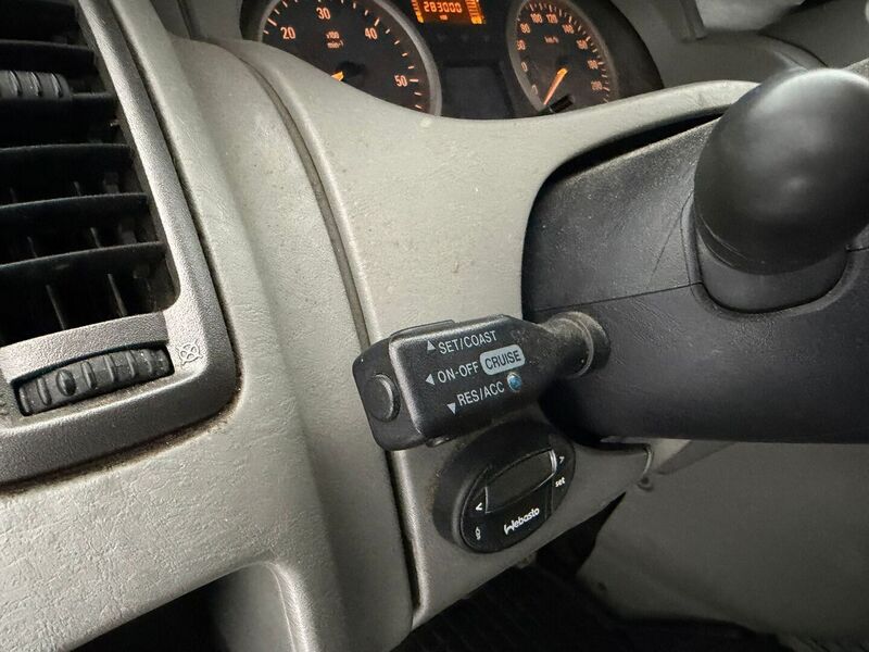 Opel Vivaro vaihtoauto