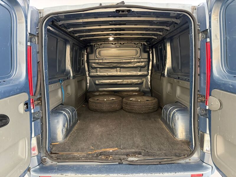 Opel Vivaro vaihtoauto