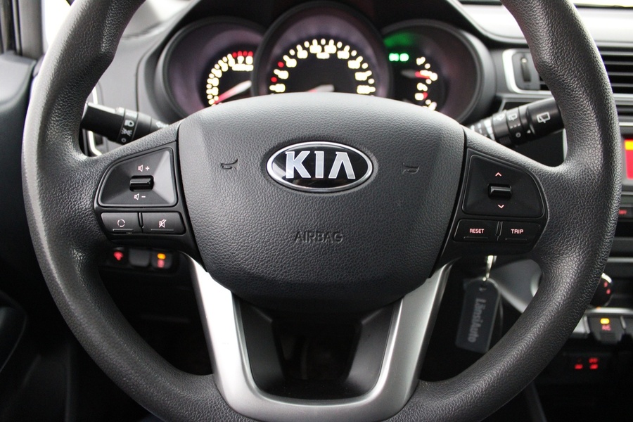 Kia Rio vaihtoauto