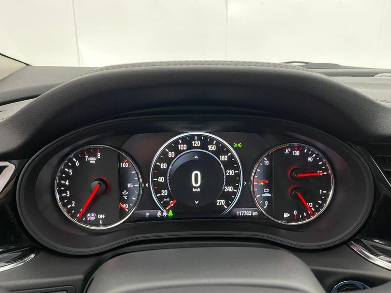 Opel Insignia vaihtoauto