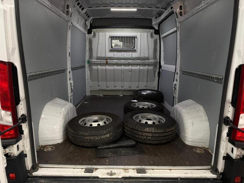 Opel Movano vaihtoauto