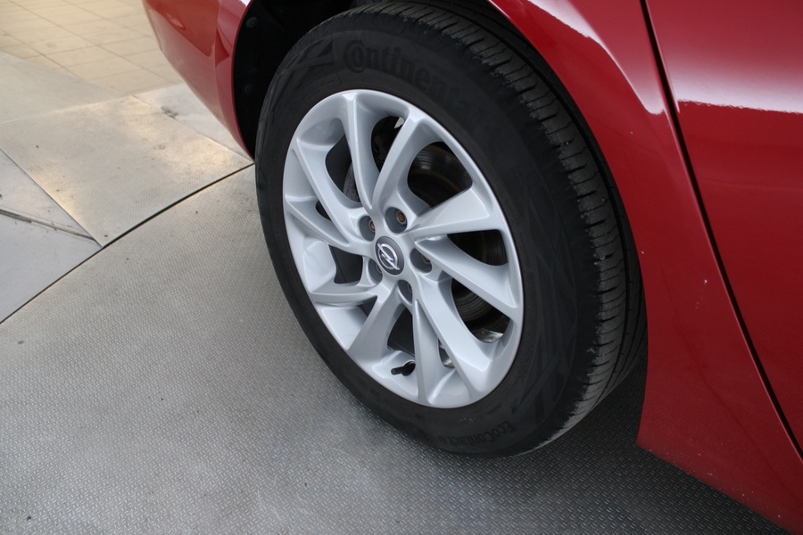 Opel Astra vaihtoauto