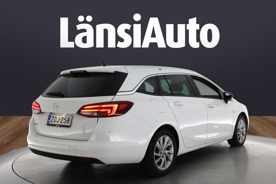 Opel Astra vaihtoauto