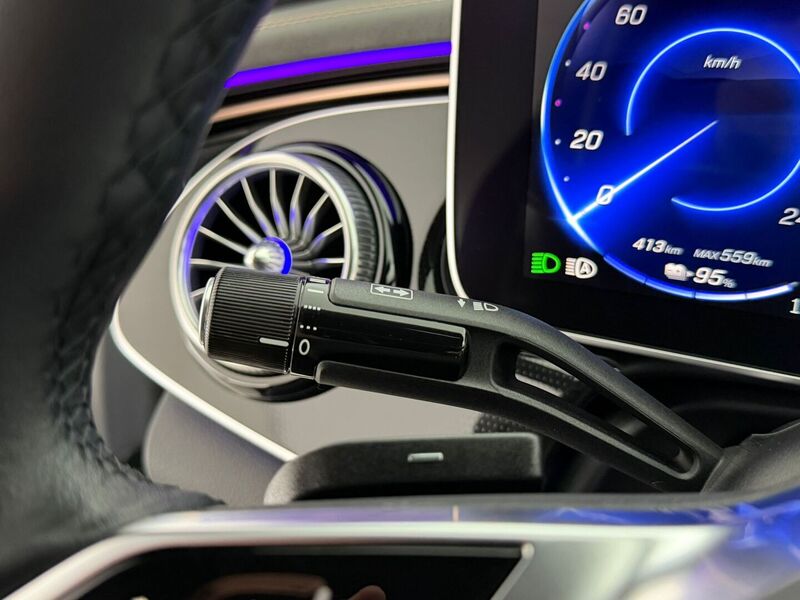 Mercedes-Benz EQE vaihtoauto