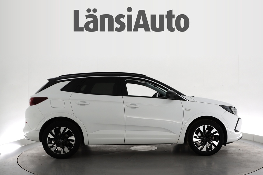 Opel Grandland vaihtoauto