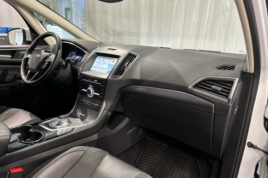 Ford S-MAX vaihtoauto