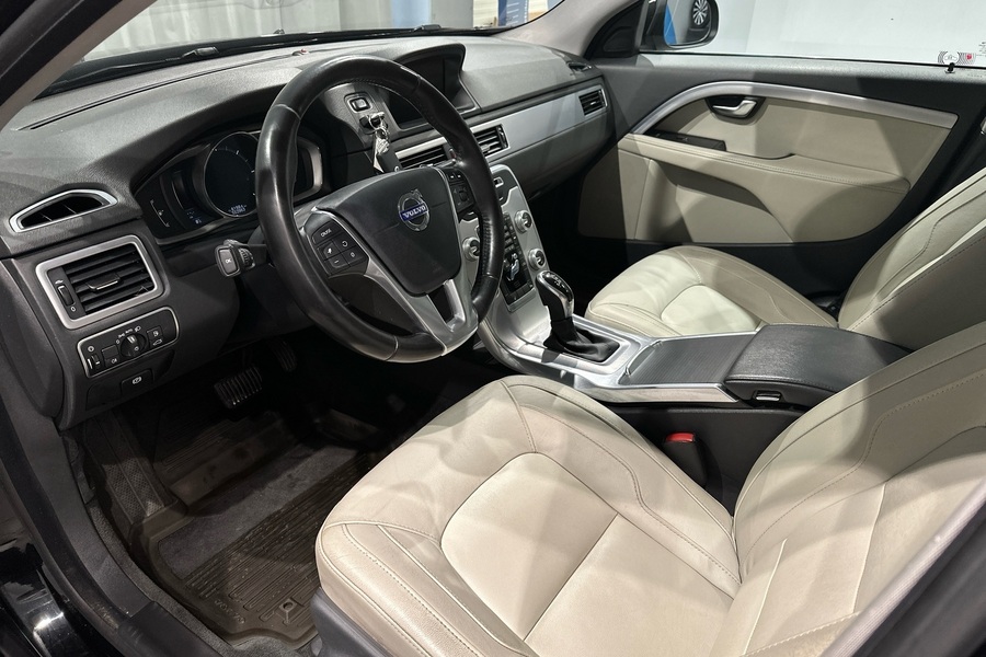 Volvo V70 vaihtoauto