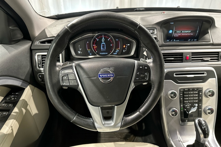 Volvo V70 vaihtoauto