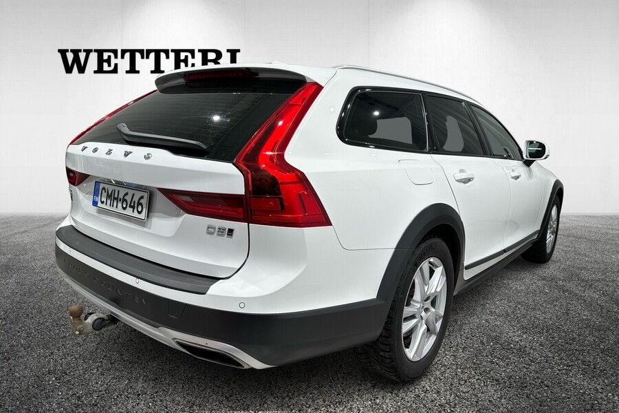 Volvo V90 Cross Country vaihtoauto