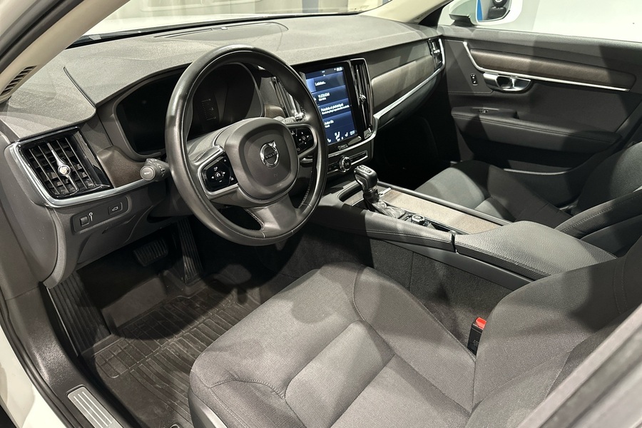 Volvo V90 Cross Country vaihtoauto