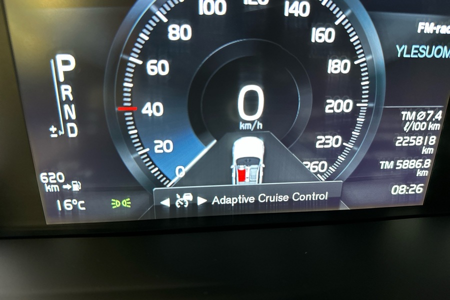 Volvo V90 Cross Country vaihtoauto