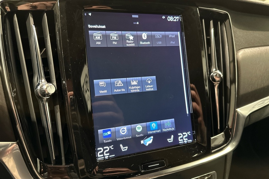 Volvo V90 Cross Country vaihtoauto