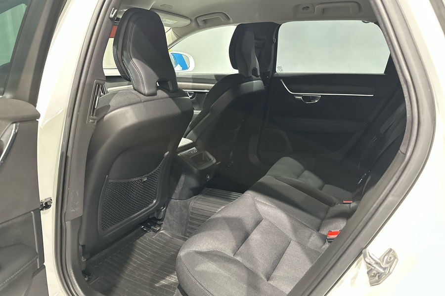 Volvo V90 Cross Country vaihtoauto