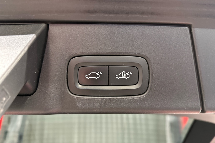 Volvo V90 Cross Country vaihtoauto