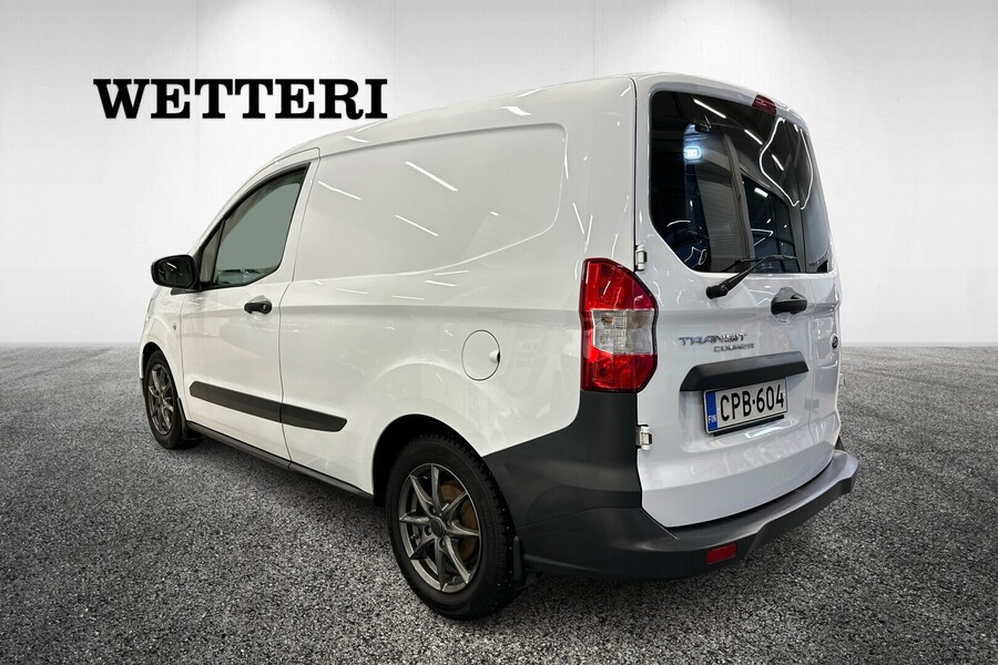 Ford Transit Courier vaihtoauto