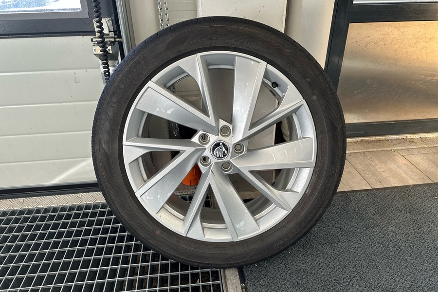 Skoda Enyaq vaihtoauto