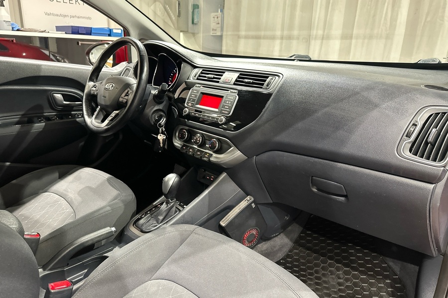 Kia Rio vaihtoauto