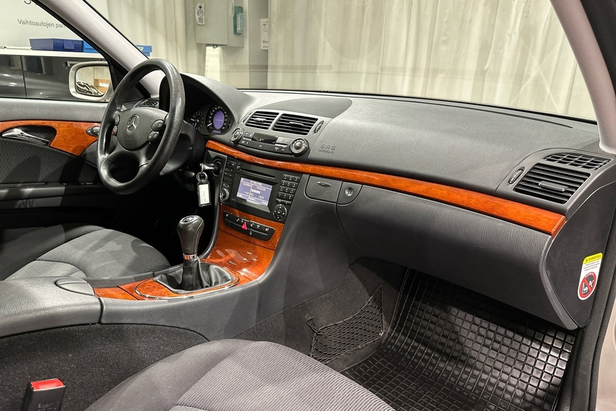 Mercedes-Benz E vaihtoauto