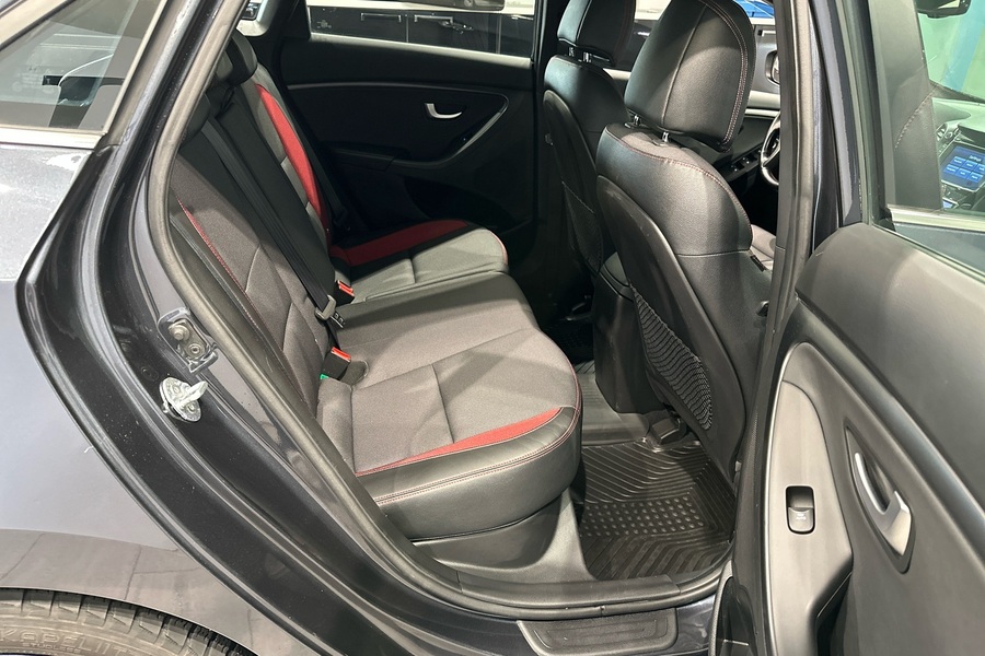 Hyundai i30 5d vaihtoauto