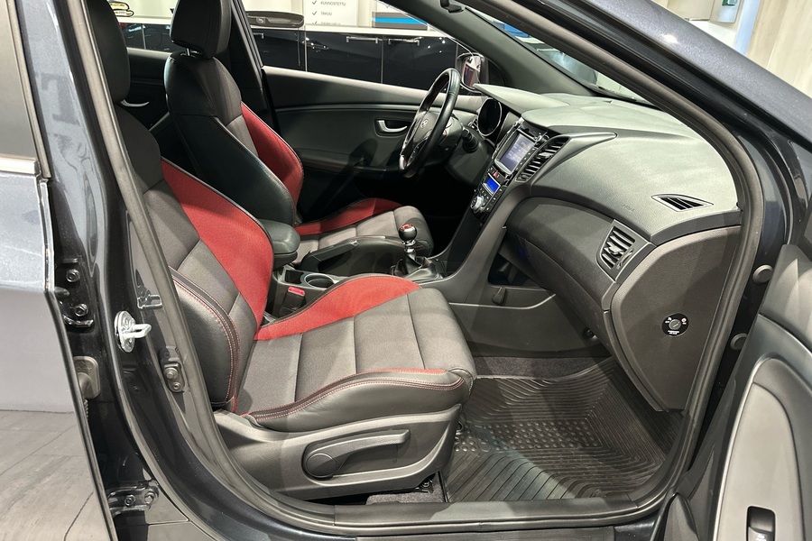 Hyundai i30 5d vaihtoauto