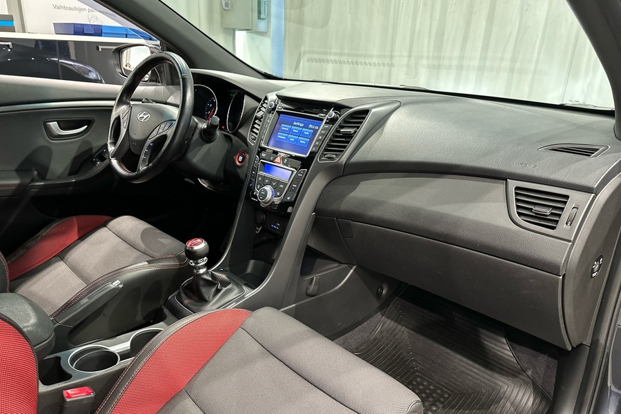 Hyundai i30 5d vaihtoauto