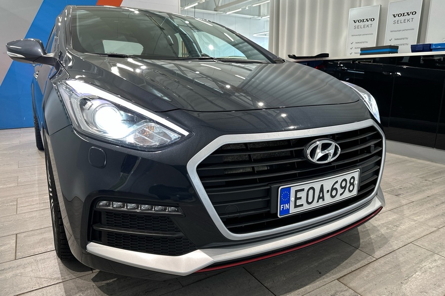 Hyundai i30 5d vaihtoauto
