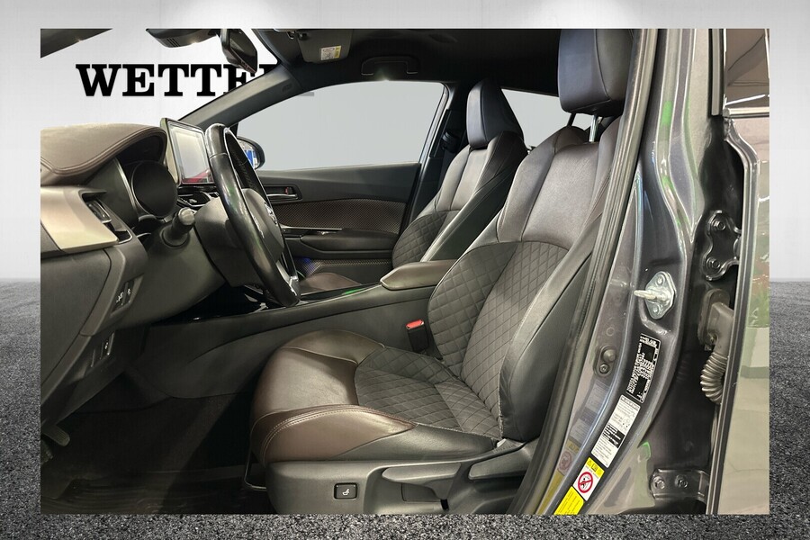 Toyota C-HR vaihtoauto