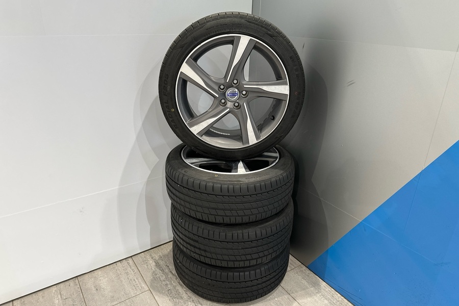 Volvo V60 vaihtoauto