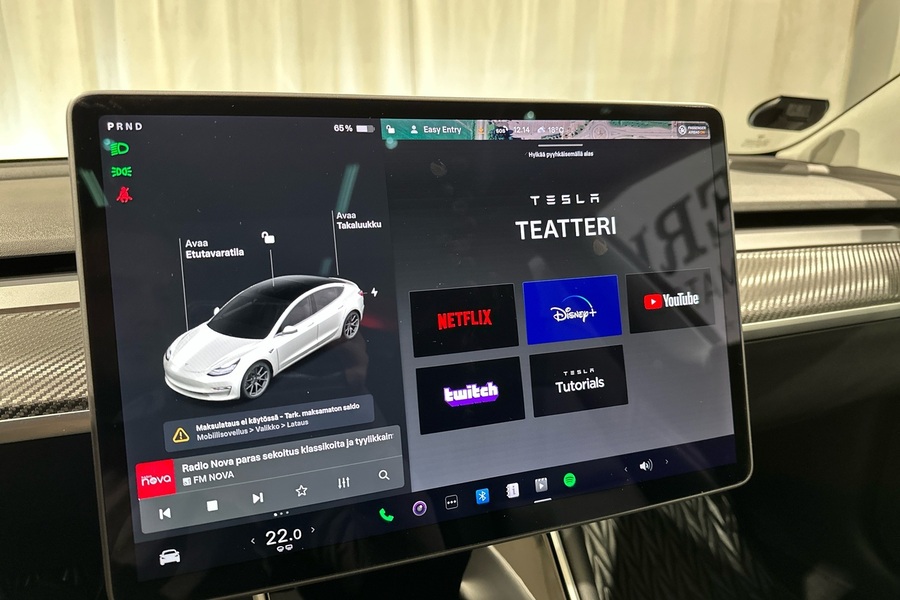 Tesla Model 3 vaihtoauto