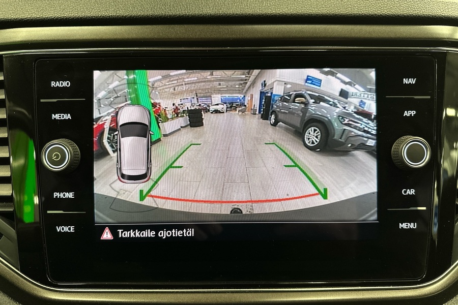 Volkswagen T-Roc vaihtoauto