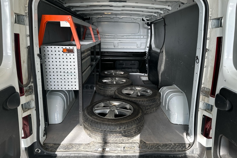 Nissan NV300 vaihtoauto