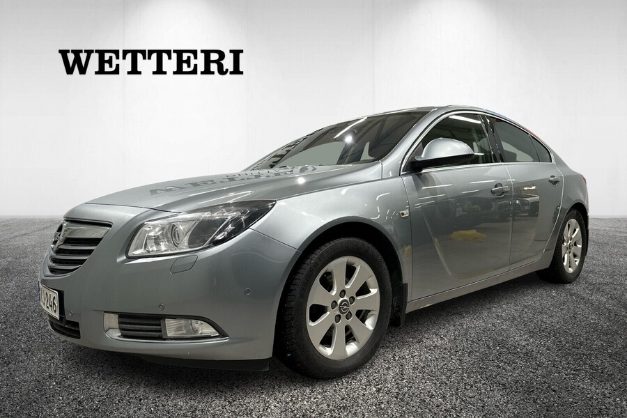 Opel Insignia vaihtoauto