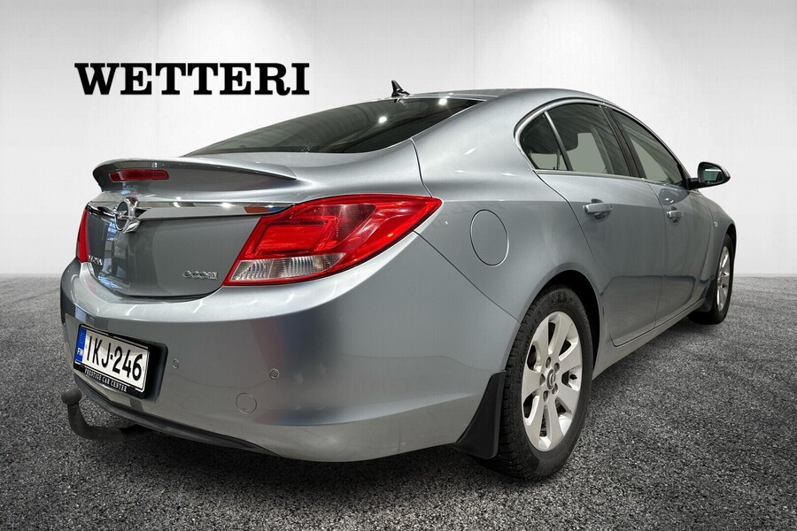 Opel Insignia vaihtoauto