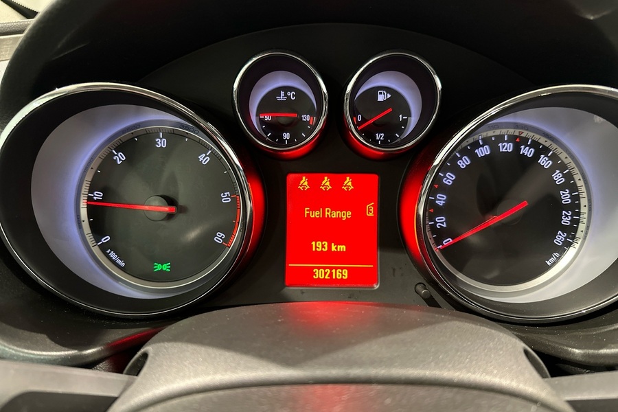 Opel Insignia vaihtoauto