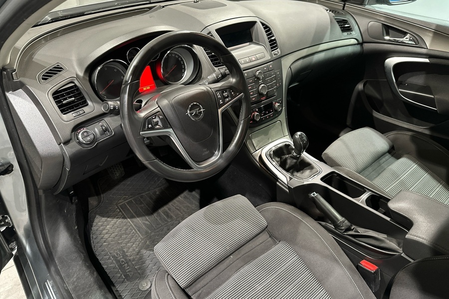 Opel Insignia vaihtoauto