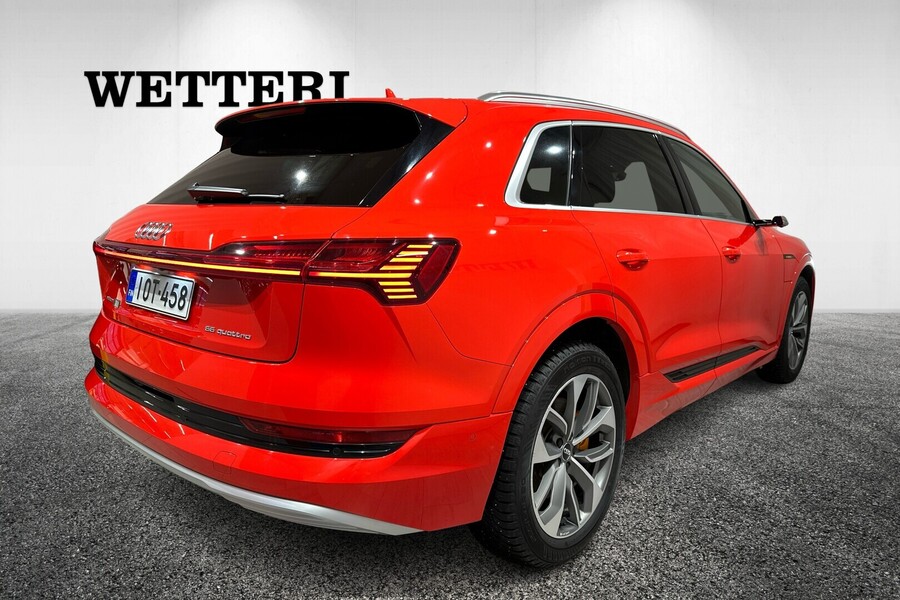 Audi e-tron vaihtoauto