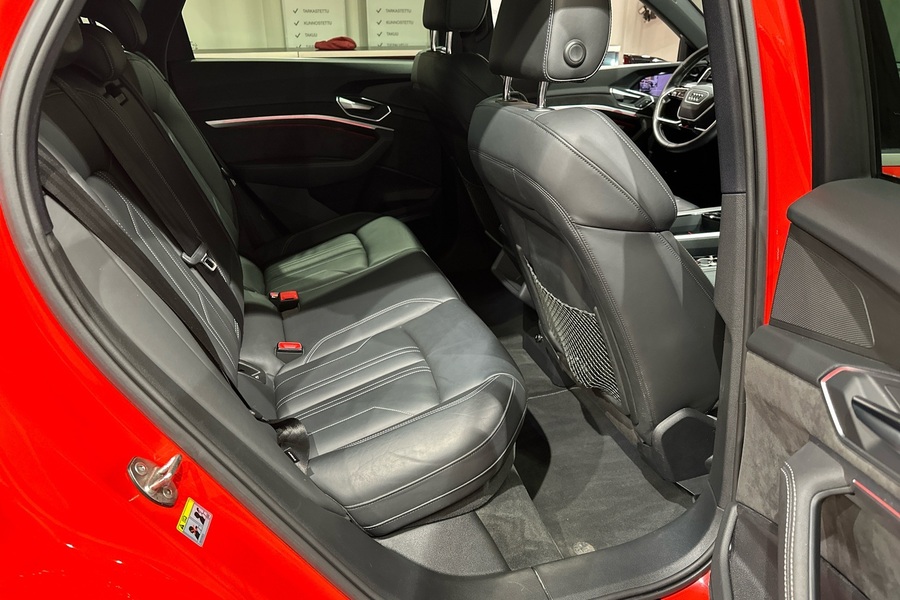 Audi e-tron vaihtoauto