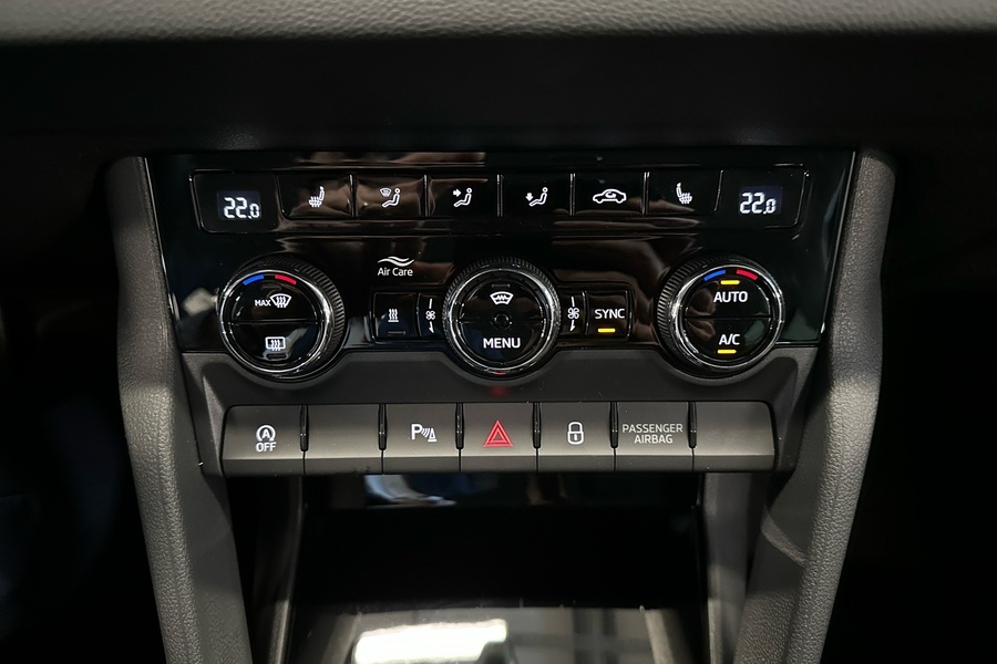 Skoda Karoq vaihtoauto