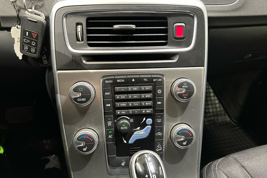 Volvo V60 Cross Country vaihtoauto