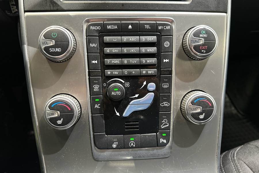 Volvo V60 Cross Country vaihtoauto